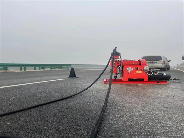 石台马路路基路面开裂下沉注浆加固灌浆